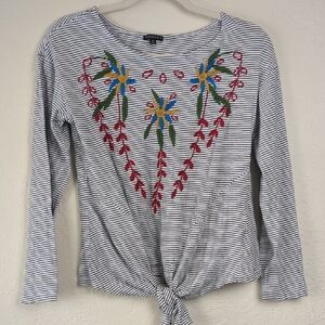 Hannah Gray and Red Embellished Tie Front Blouse Size S Cotton‎ Embroidery Tee
